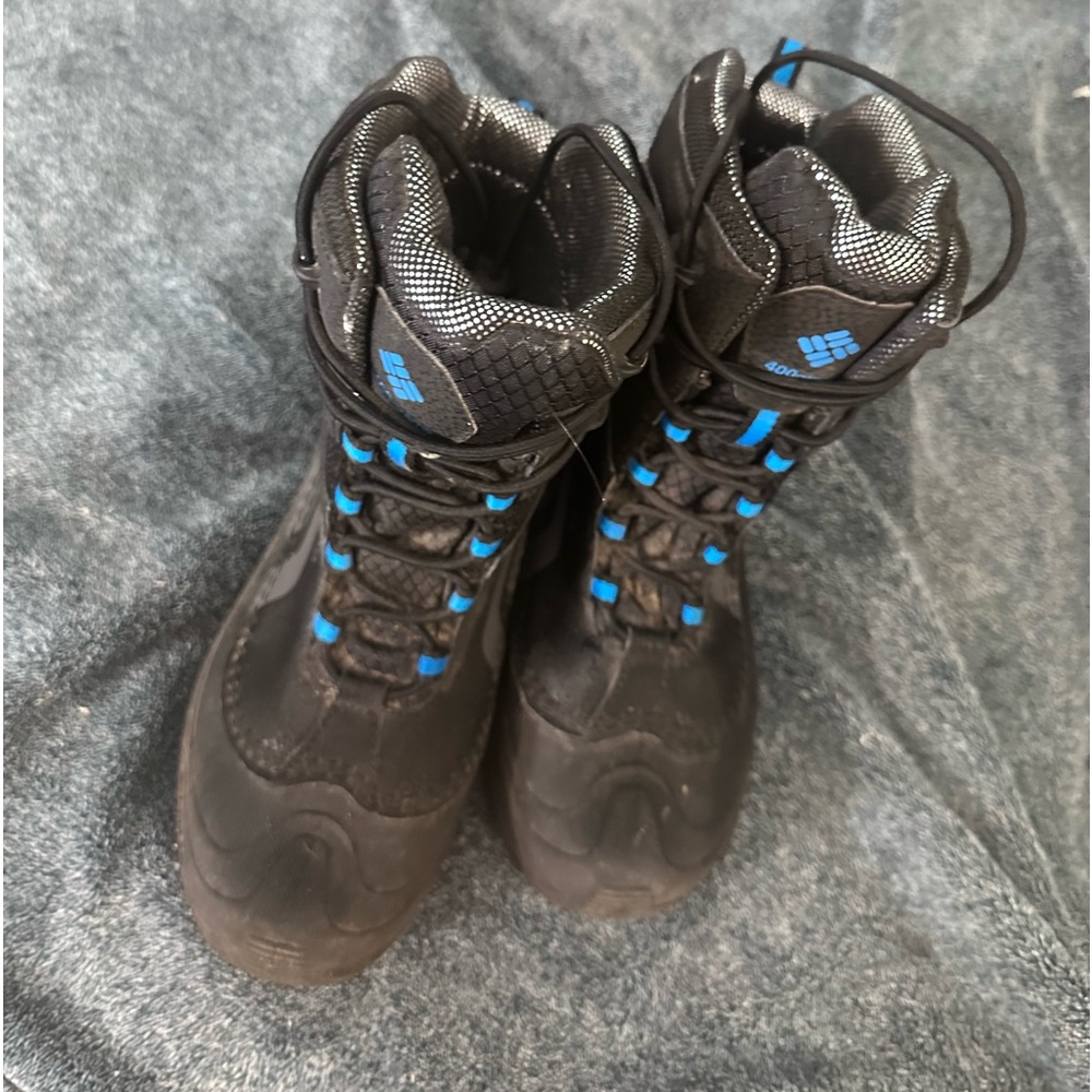 Kids Columbia winter boots